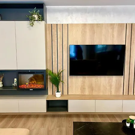Mountain Retreat-Modern 1Br W/ Fireplace & Parking Brasov Exterior photo